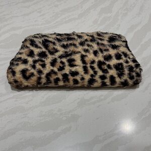 Vintage Garay Leopard Faux Fur Clutch Purse 50s Kiss Lock Pearl Accent